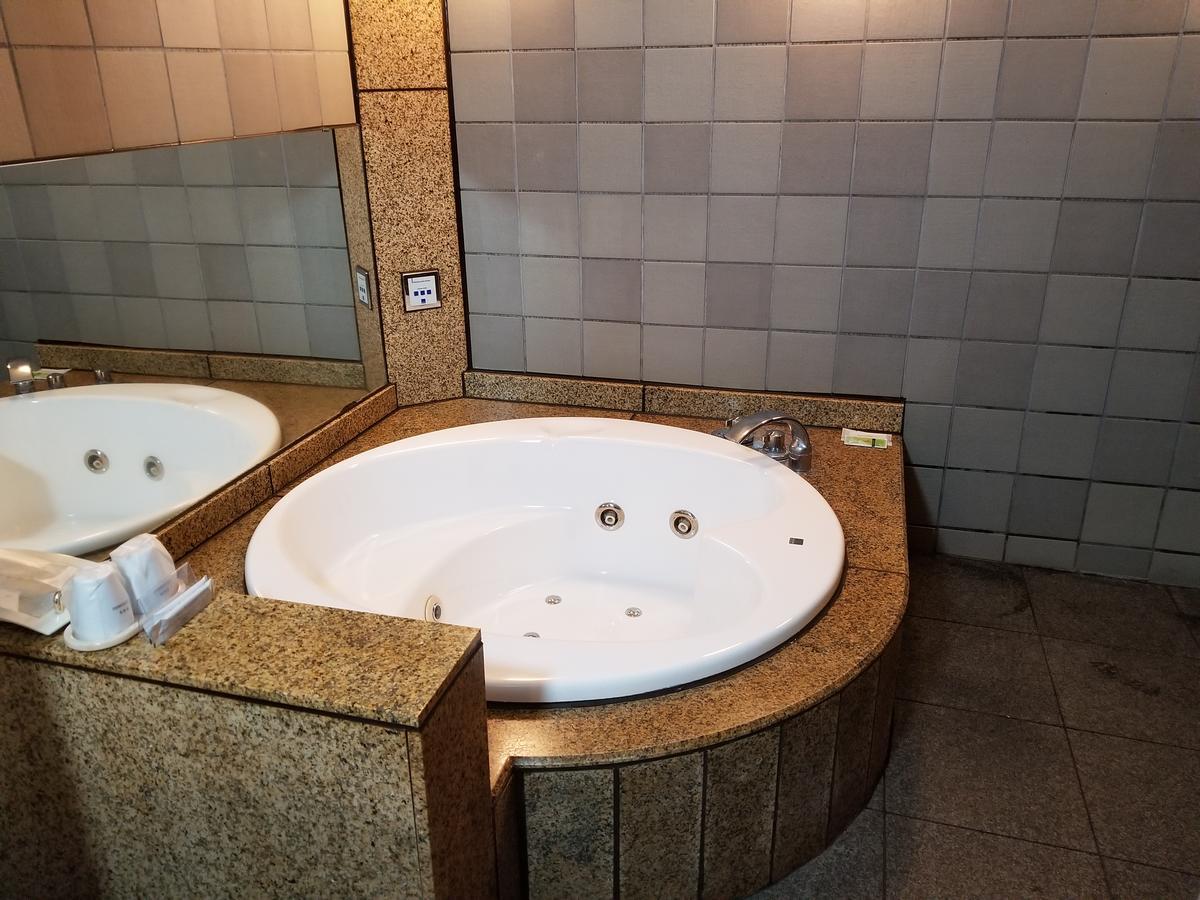 โรงแรมมิราโนะ - สำหรับผู้ใหญ่เท่านั้น 2*